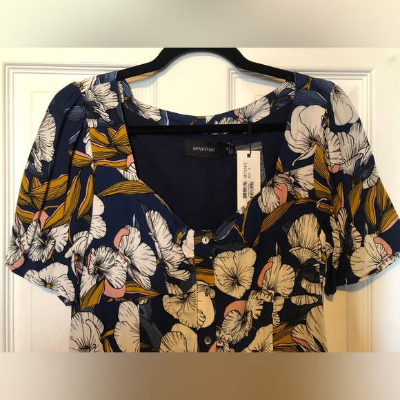 *NWT* MINKPINK Pacifico Tea Dress - floral short sleeve button front mini Size M - Picture 4 of 9